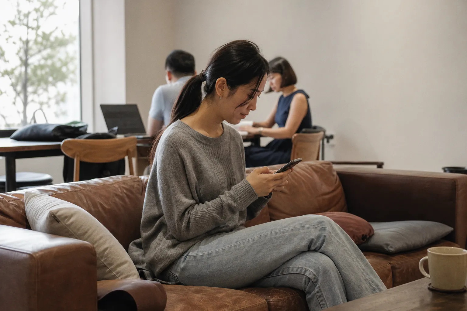 Banking Beyond Branches: The Quiet Transformation Reshaping Financial Services