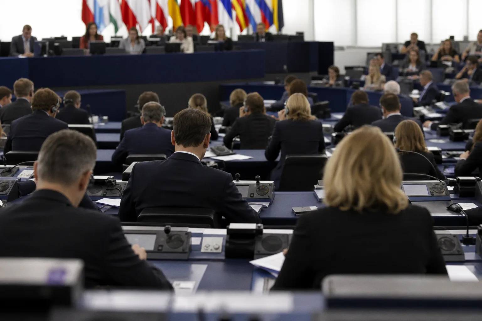 Digital euro: MEPs ready to start negotiations