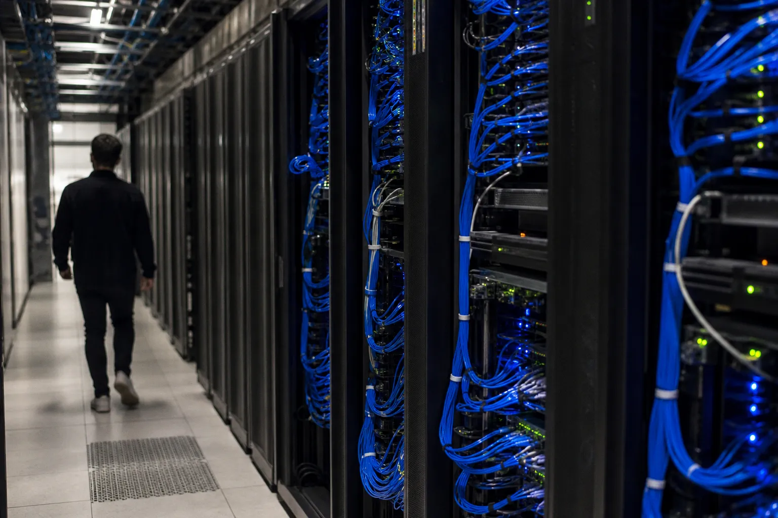 Why Fintech Investment Is Shifting Toward Invisible Infrastructure and AI